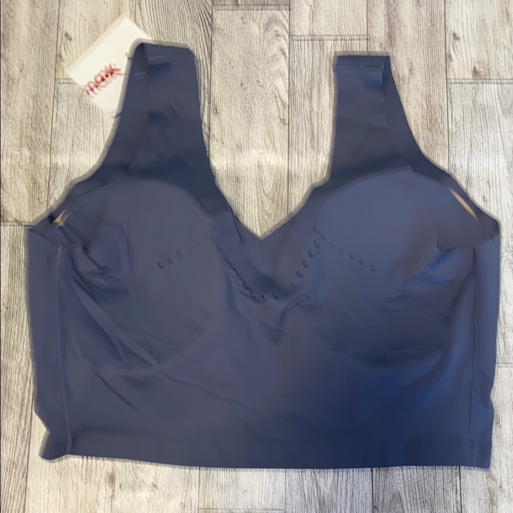 NWT!! Lucky Brand Purple Sports Bra with Wide Straps and V-Neck - Picture 5 of 6